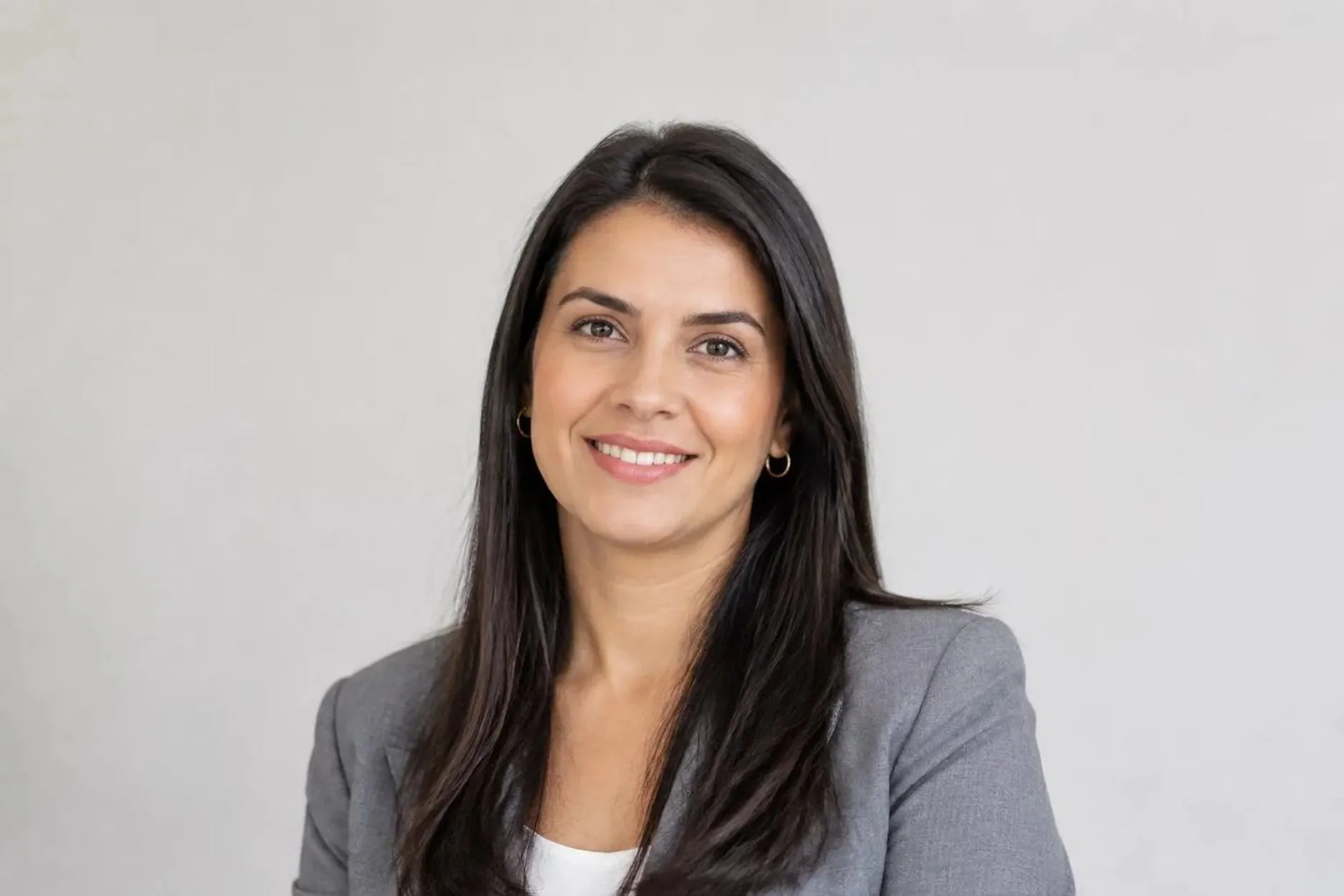 L. Menezes, condomínio e lojas